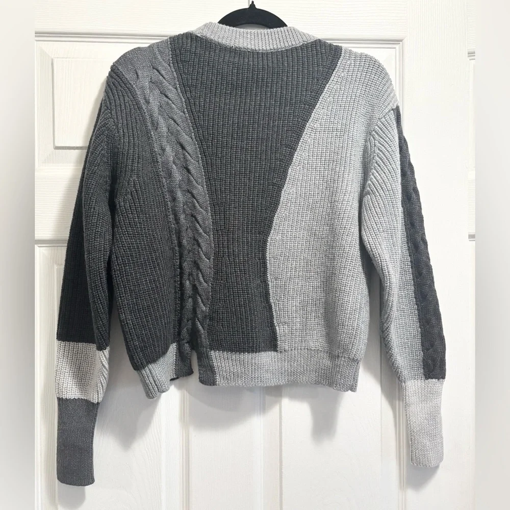 Aritzia Wilfred Lonell Gray Colorblock Cable Knit Merino Wool Sweater Size XS - Picture 7 of 10